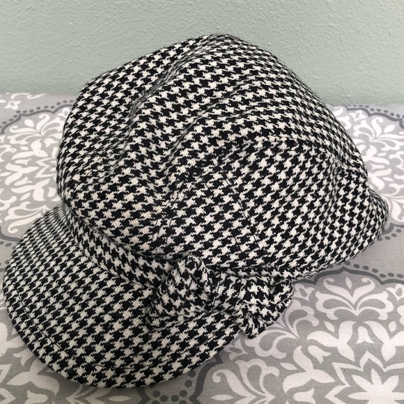 women's houndstooth hat